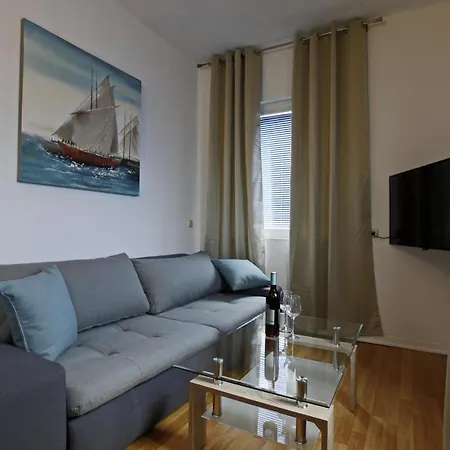 Barka Apartment
